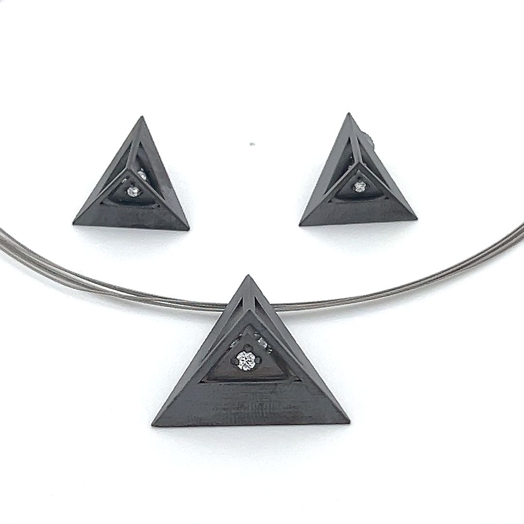 pendant P -162