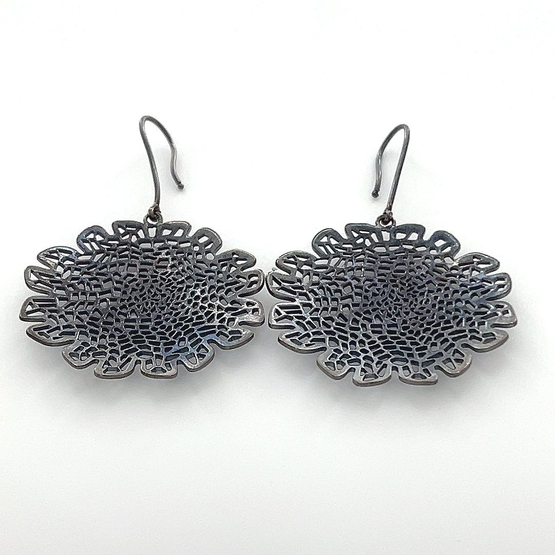 pendant P-134